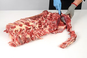 Neck and Chuck Roll – Seam Cut - Splenius Muscle Meat Cut Spec Step 1